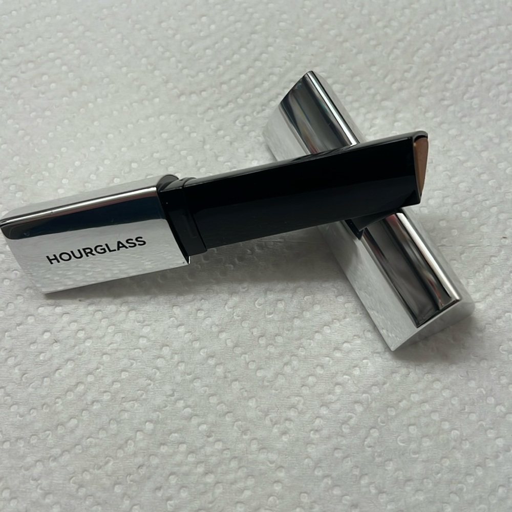 New unused Hourglass Vanish Highlighter stick- Bronze Flash